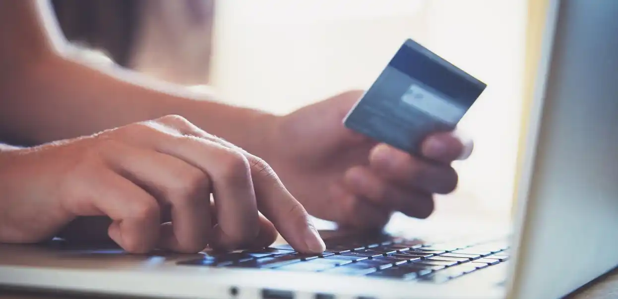 Compras online: las tiendas digitales de los bancos lanzaron una semana de ofertas con 24 cuotas sin interés