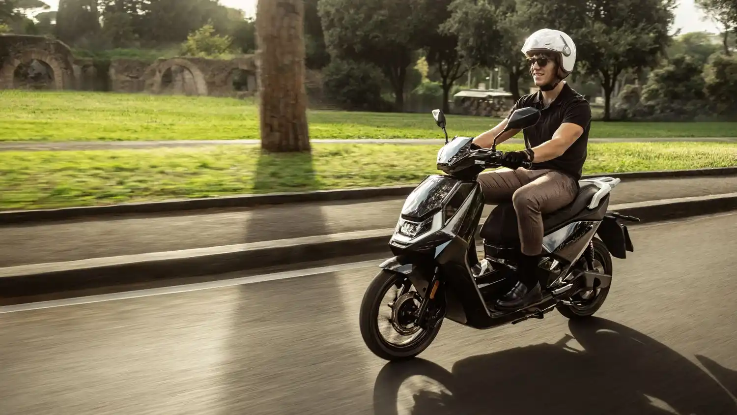 Todas las motos eléctricas deben inscribirse. Los modelos nuevos en el Registro de la Propiedad del Automotor (Foto: 121PR)