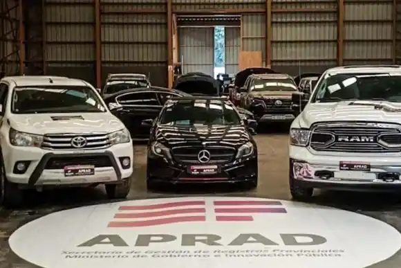 Subasta de bienes decomisados al delito en Rosario: cuántos vehículos serán rematados este sábado