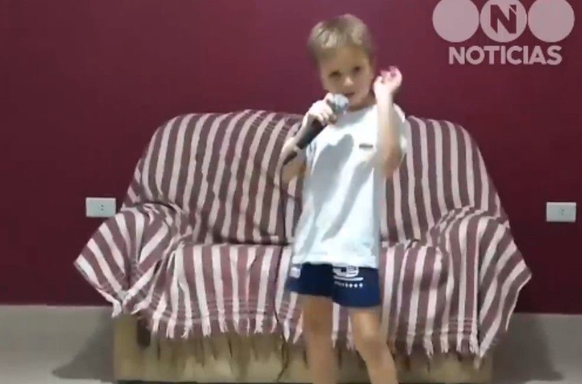 El mini Sandro que se volvió viral