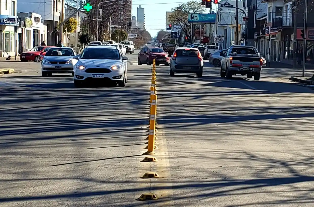 El Municipio continúa con las tareas de mejoramiento urbano en avenidas de la ciudad