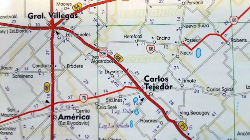 Denuncian que Provincia difunde folletos partidarios donde la Ruta 70 figura asfaltada