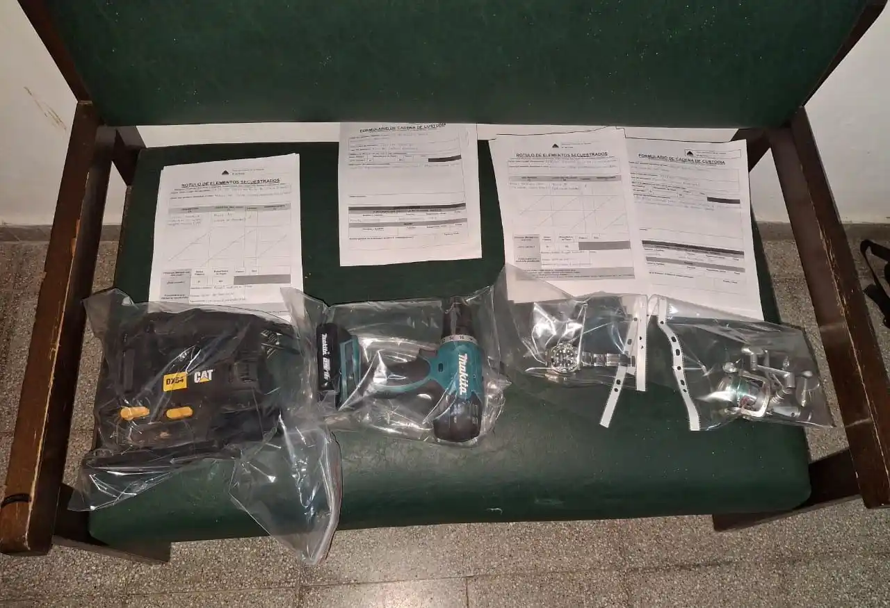 “Calzado” con un Rolex, lo atraparon paseando en bicicleta por Ruta 70