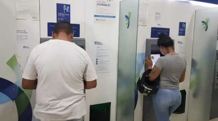 Hoy comienza el pago de haberes a los estatales