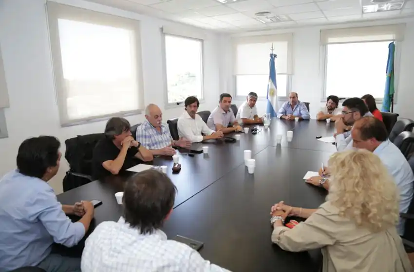 Municipales: la comuna hizo otra oferta y el sindicato la evaluará