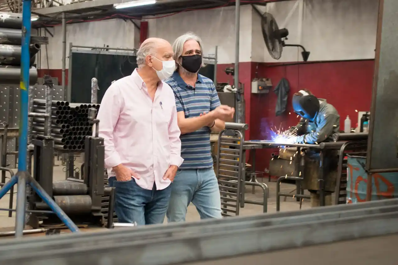 Grindetti pidió no cerrar la actividad económica: "Empresarios y comerciantes saben cómo cuidar a sus trabajadores"