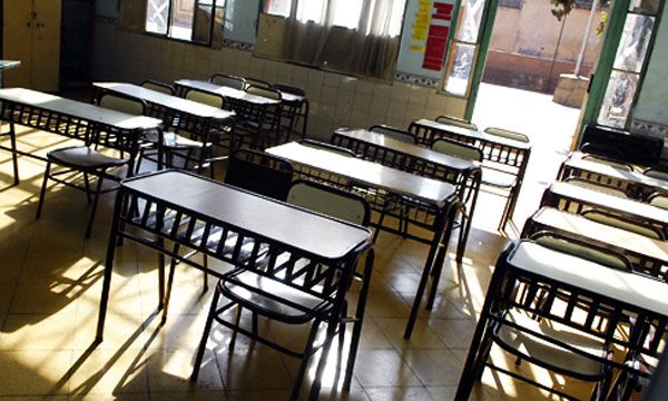 Conflicto docente: 14 días consecutivos de paro en la Provincia
