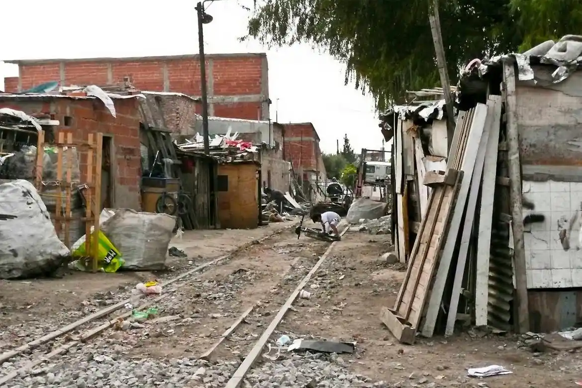 Según la UCA, actualmente "hay más pobres que en 2015 y 2014"
