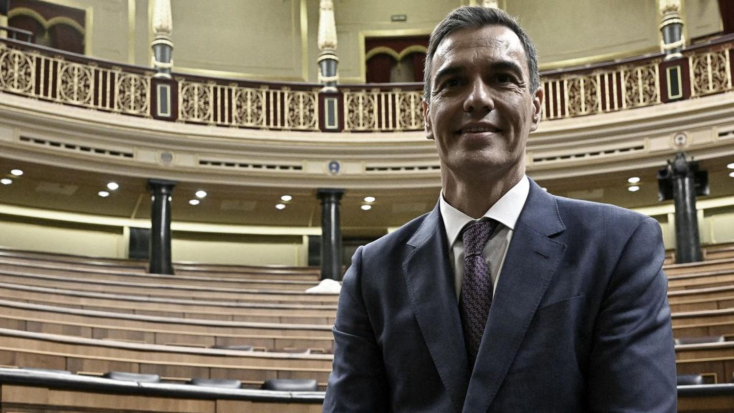 Pedro Sánchez fue reelegido como presidente de Gobierno en una España dividida