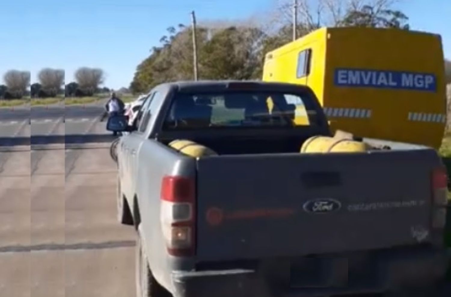 Video: tras los reclamos de los vecinos, corrieron el retén de Batán hacia El Boquerón