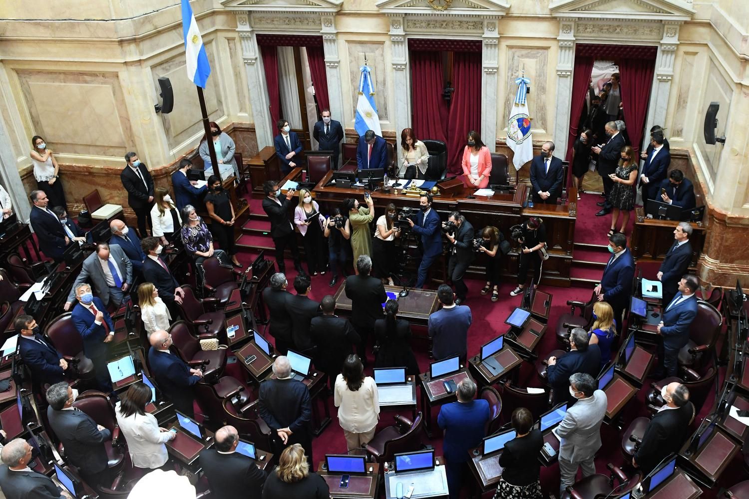 La oposición denuncia que el FdT partió su bloque en el Senado para tener un lugar más en el Consejo de la Magistratura