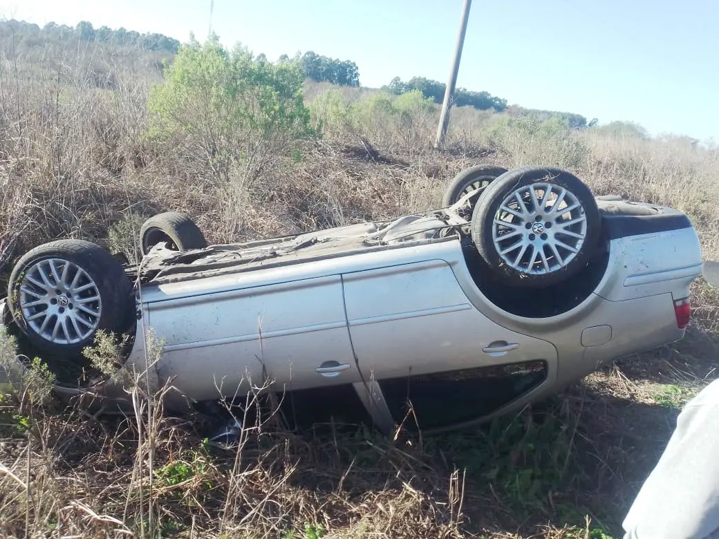 Despiste de un automóvil en Ruta 14
