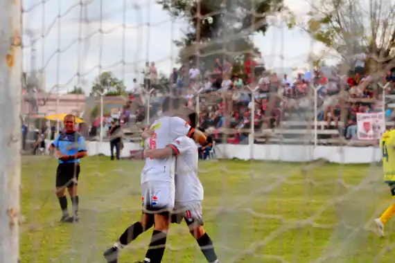 Central se lo empató a Urquiza sobre el final del encuentro