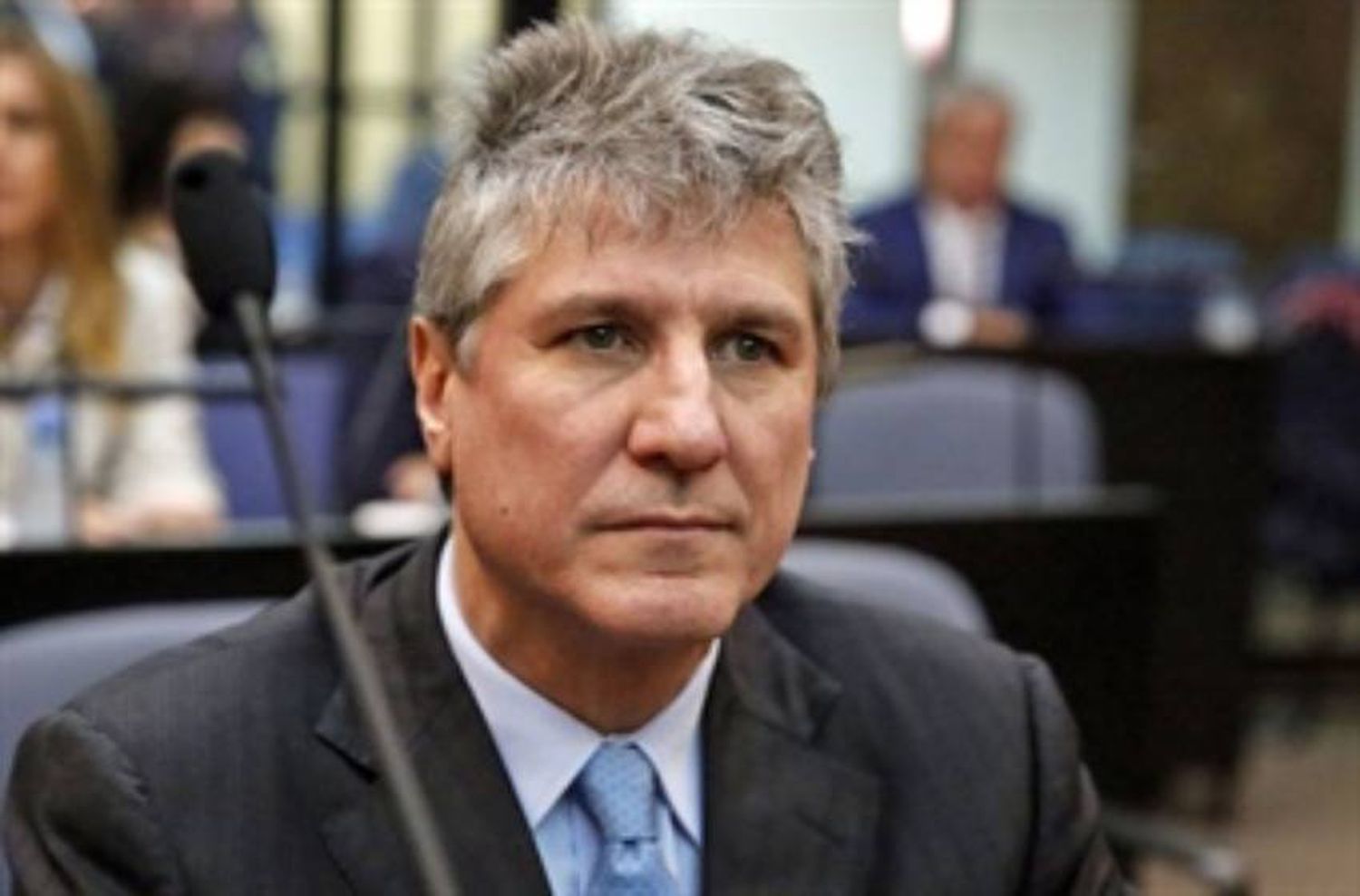 Boudou se entregó en Comodoro Py y quedó detenido