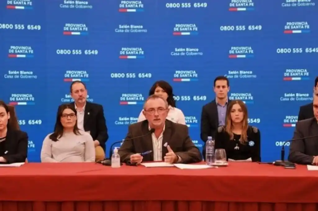 Santa Fe anuncia líneas de financiamiento por 2.200 millones