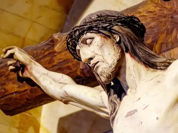 Ejército israelí destruye imagen de Jesucristo en Líbano y desata condena internacional