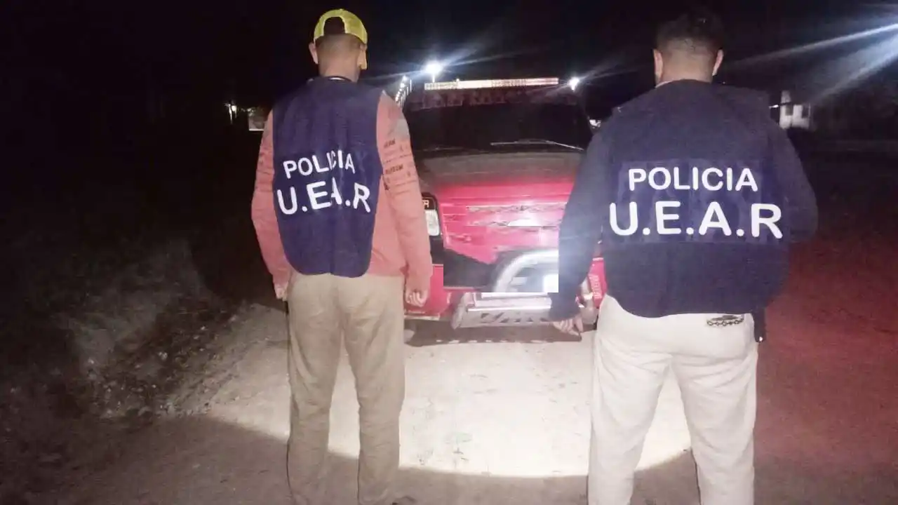 Luego de un violento robo, la Policía recuperó una camioneta y detuvo a dos sujetos