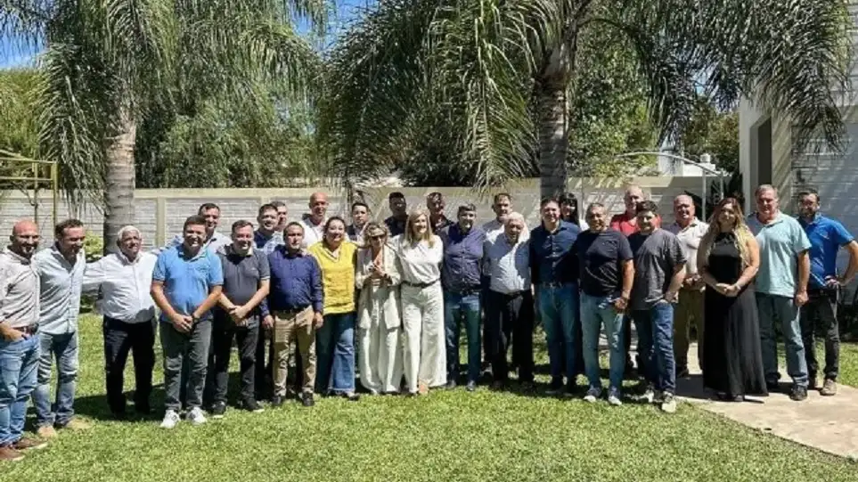 La Liga de Intendentes del PJ se reunió en Maciá y eligió a Adrián Fuertes como presidente