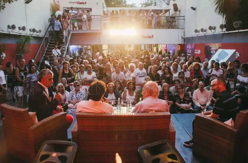 El periodismo, la música y el humor se presentan en Espacio Clarín