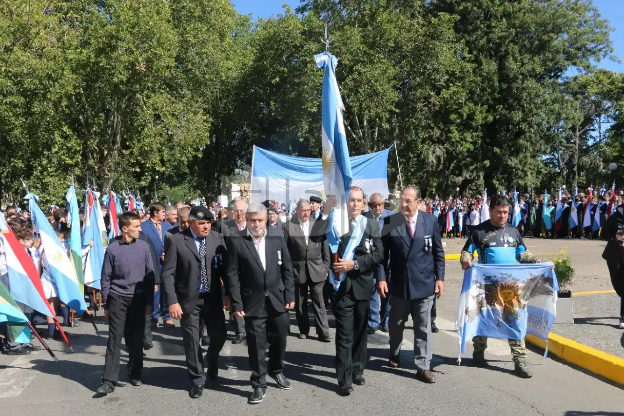 Las Malvinas fueron, son y serán Argentinas: Así fueron los homenajes en Gualeguaychú