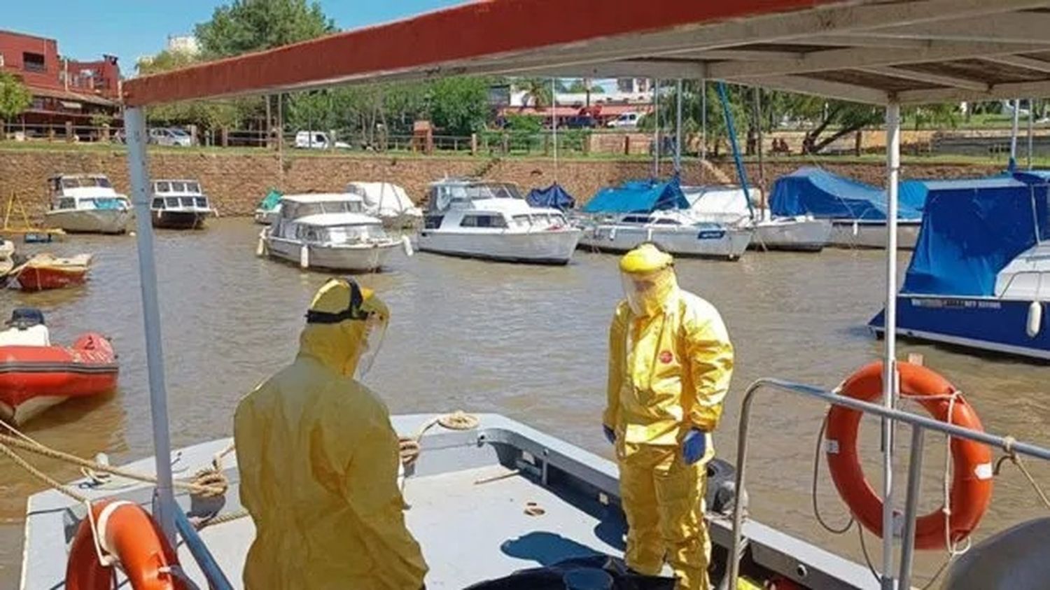 Hallaron el cuerpo de una mujer flotando en el río Uruguay