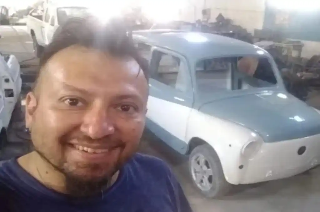 El autor y su creación.