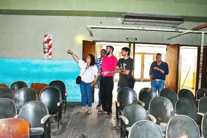 Funcionarios municipales visitaron las instalaciones  del Teatro Auditorium