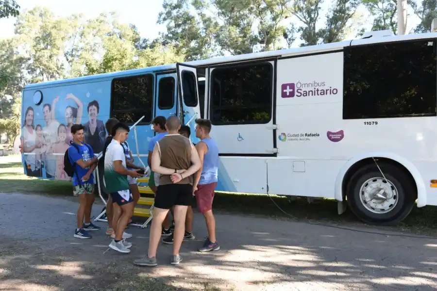 El Ómnibus Sanitario continúa recorriendo la ciudad