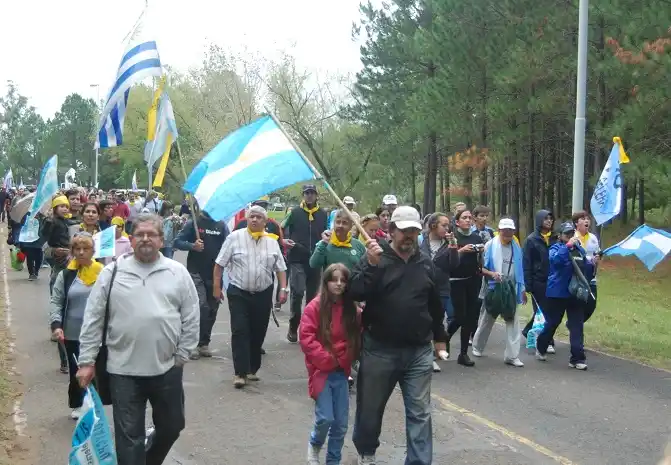 Defender la vida, pensamiento que ayer fue eco en el Puente