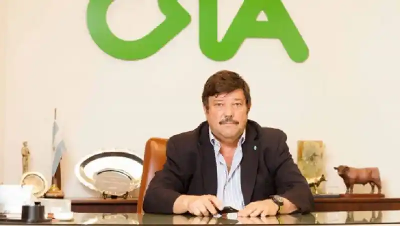 El presidente de Confederaciones Rurales Argentinas advirtió que el aumento del gasoil «es un castigo»