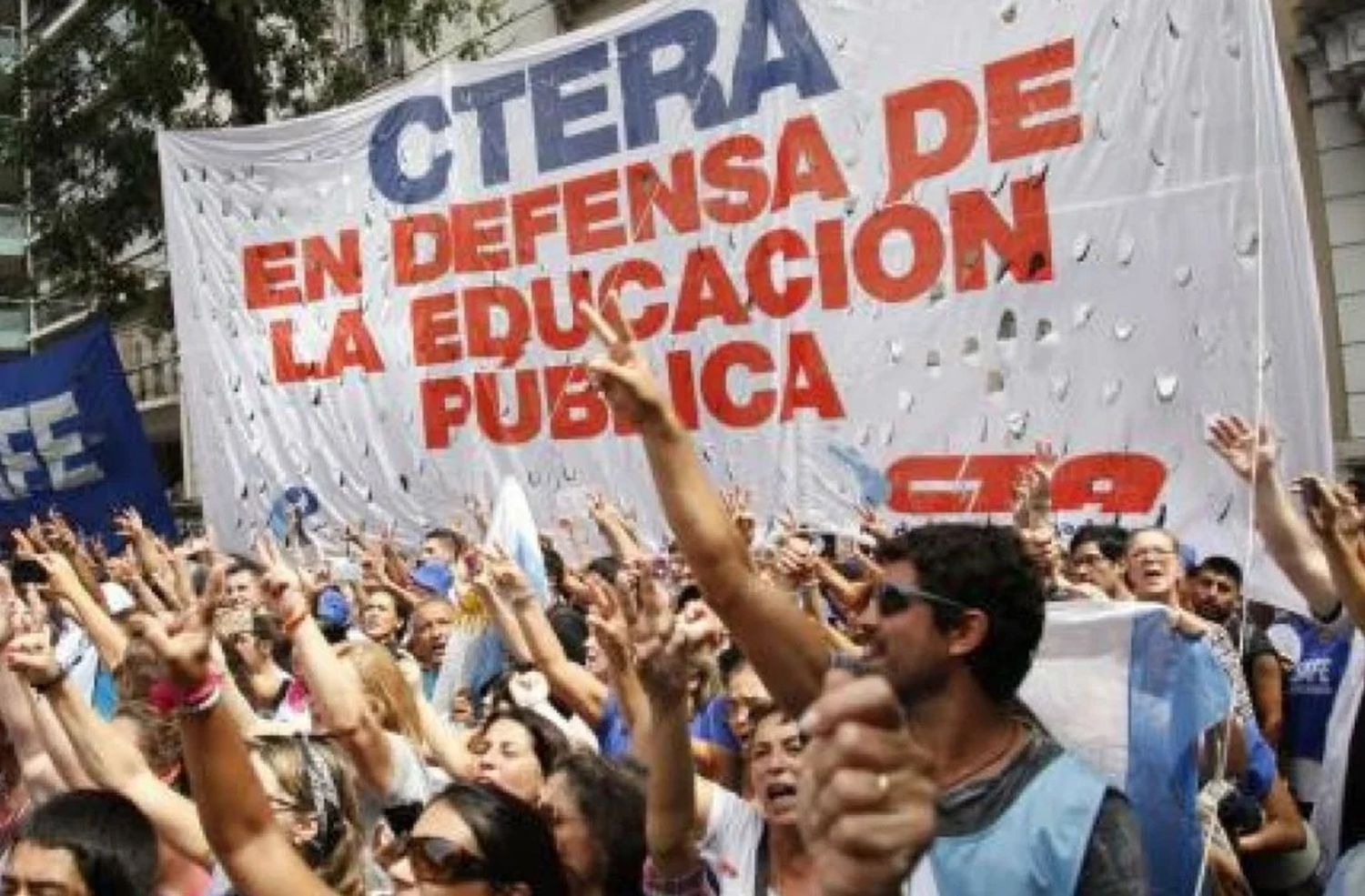 Este jueves CTERA se reunirá y analizará las medidas.