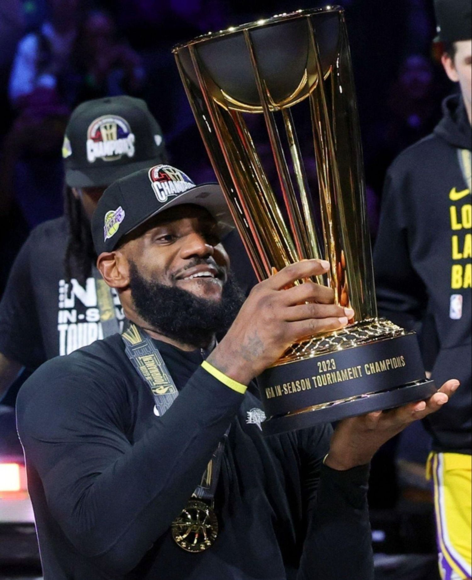 LeBron James quiere comprar una franquicia de NBA: ¿tiene el dinero?