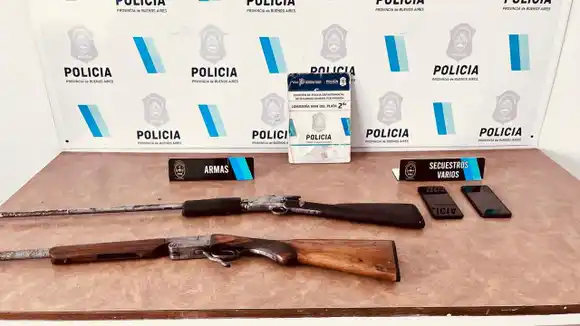 Allanamientos en dos viviendas de los barrios Cerrito Sur y Juramento: secuestraron armas y celulares