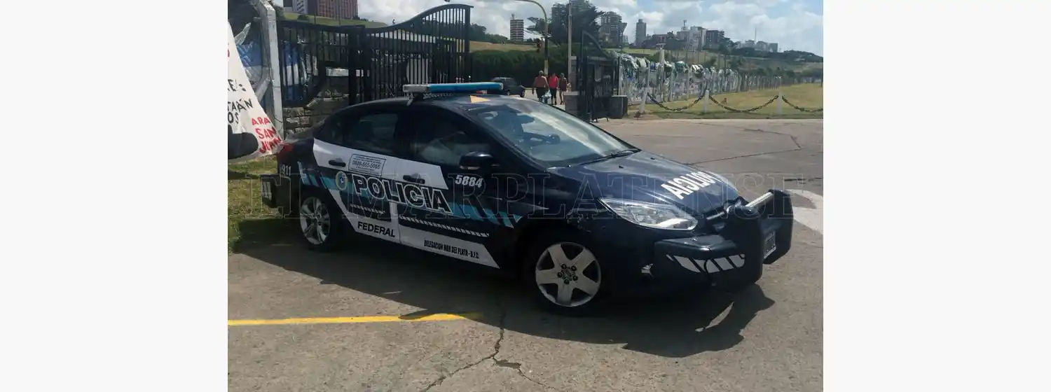 ARA San Juan: allanan la Base Naval de Mar del Plata