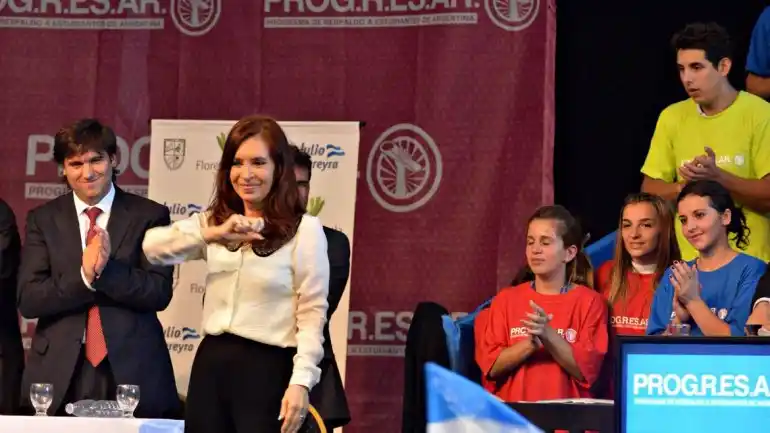 La Presidenta hizo una entrega simbólica los primeros Progresar