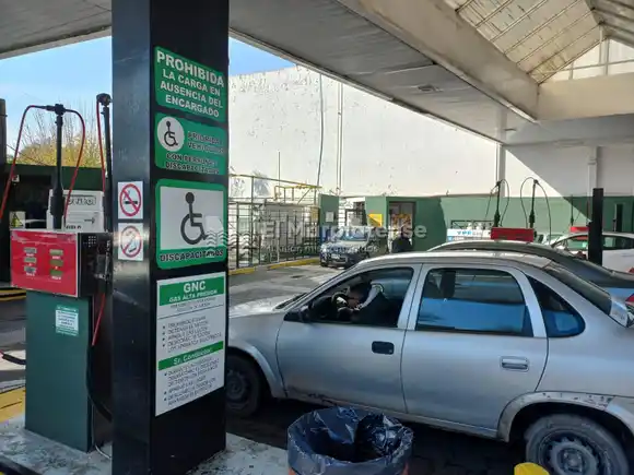 Remises a la deriva ante la falta de GNC en las estaciones de servicio