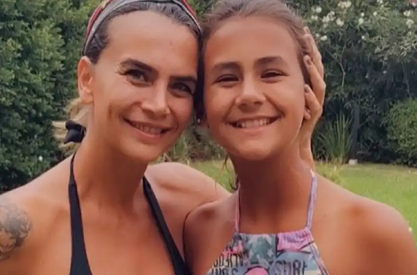 «Mamá, ¿por qué siempre a mí?»: el desesperado llanto de Uma, la hija de Amalia Granata tras la suspensión de clases