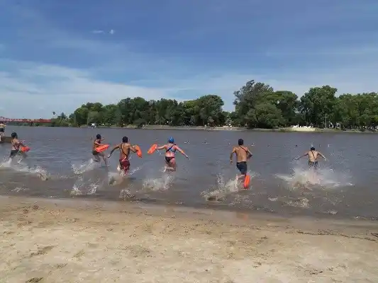 Llaman a convocatoria pública para cubrir puestos de guardavidas