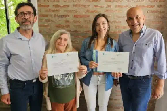 Gálvez entregó los certificados y fondos a los proyectos ganadores de Crearte Litoral