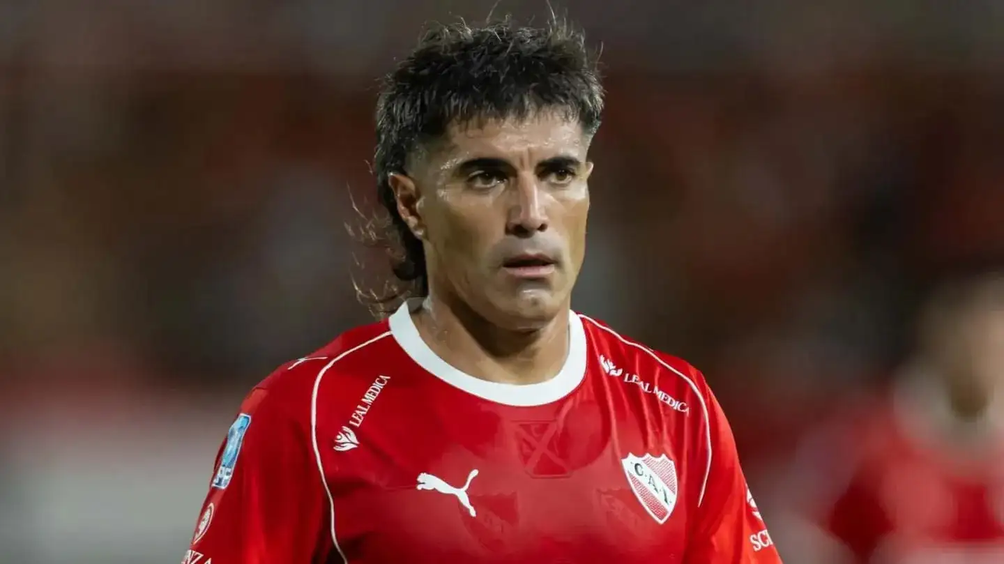 “No sabes la semana de mierda que pasó mi familia por tu culpa”, le habría manifestado el jugador al cronista en medio del tenso cruce.
