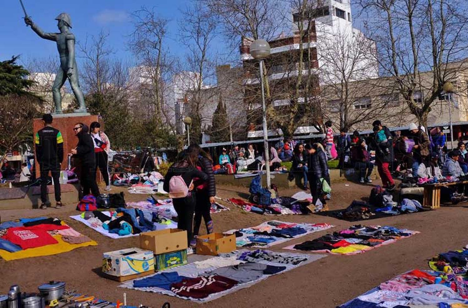 Feriantes de Plaza Rocha presentaron un protocolo para volver a la actividad