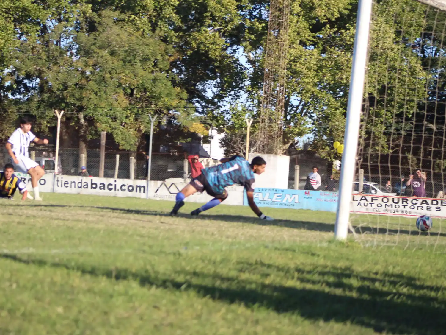 El 1-2 gol de Thiago Peralta