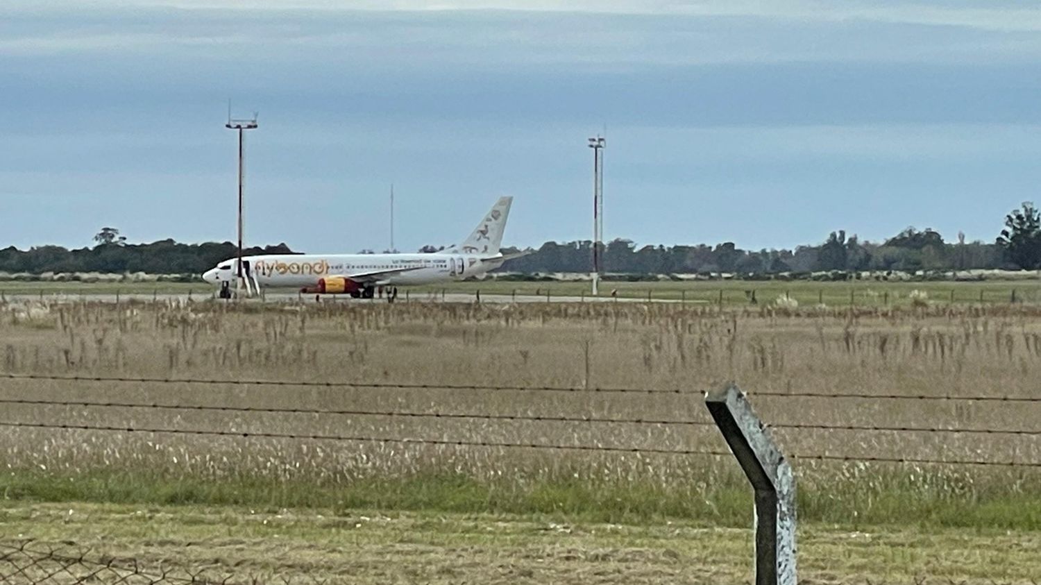 Con una ruta muy inusual, volvió a volar el Boeing 737-800 de Flybondi que sufrió un tail strike en Mar del Plata