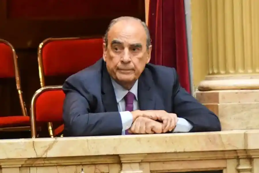 Francos deslizó que el Gobierno podría postergar la firma del Pacto de Mayo a la espera de la sanción de la Ley Bases