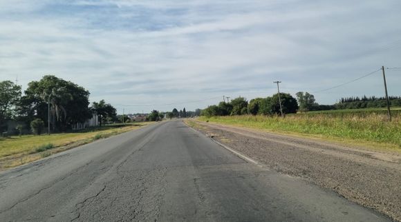 Ruta 1001: “Te la maquillan como si uno fuera estúpido", dijo un vecino sobre la obra de pavimentación