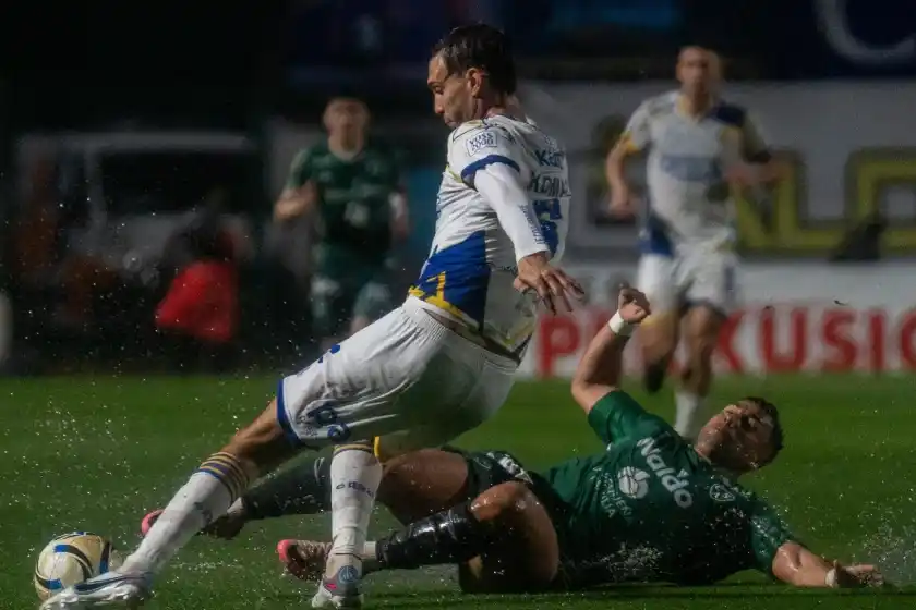 Sarmiento-Central suspendido por lluvia: cuándo se jugaría el segundo tiempo según la disposición del calendario