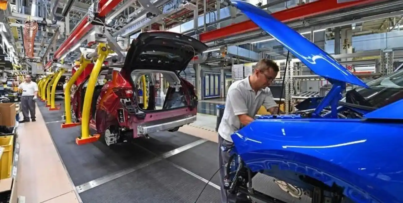 Las automotrices también padecen la falta talentos a la hora de incorporar trabajadores.