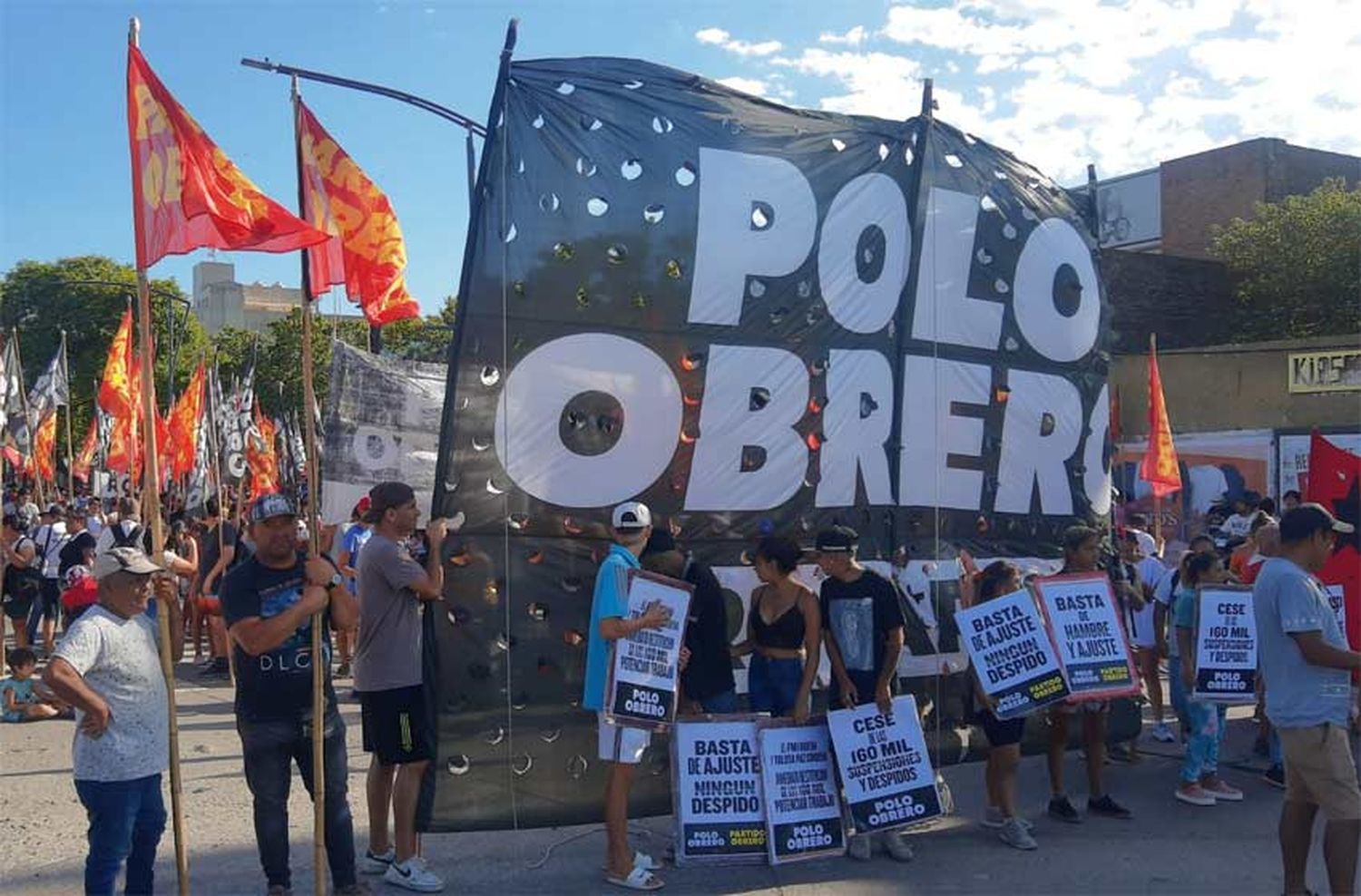 Protesta nacional: piquetes en la autopista Rosario-Buenos Aires y en distintos puntos de la provincia