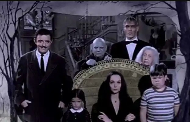 A TEMBLARRR: Los Locos Addams están de vuelta
