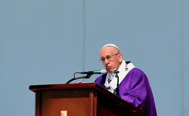 Francisco en México: "Existe una sociedad de pocos y para pocos"